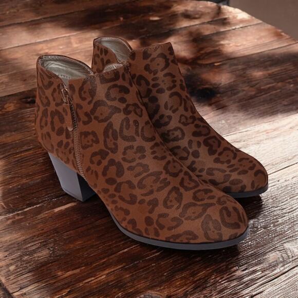 NEW Style & Co. Animal Print Boots Size 7‎ Ankle Black Brown Vegan Faux Leather - Picture 1 of 9